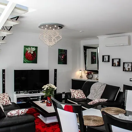 The Birds Nest Alvor