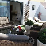 The Birds Nest * אלבור
