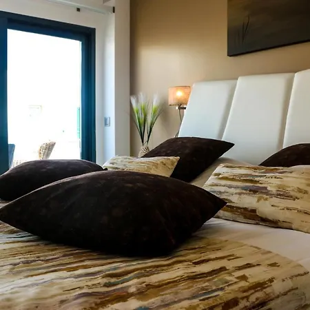 بيت للعطل The Birds Nest *